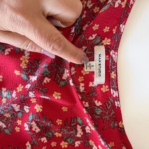 Max Studio Scarlet Floral Pattern Dress